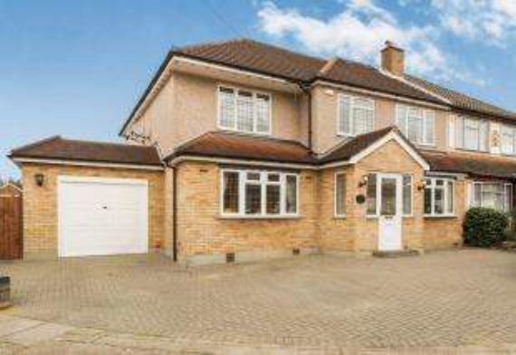 7 Bedroom Semi-Detac...